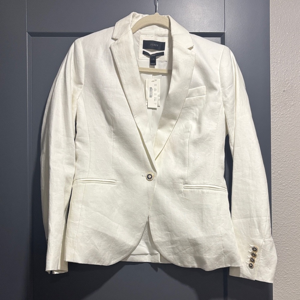 Jcrew Campbell blazer in‎ linen B
Jacket